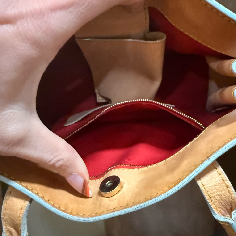 Dooney & Bourke Hearts Collection Italian Leather Satchel – Rare Print - Picture 8 of 9